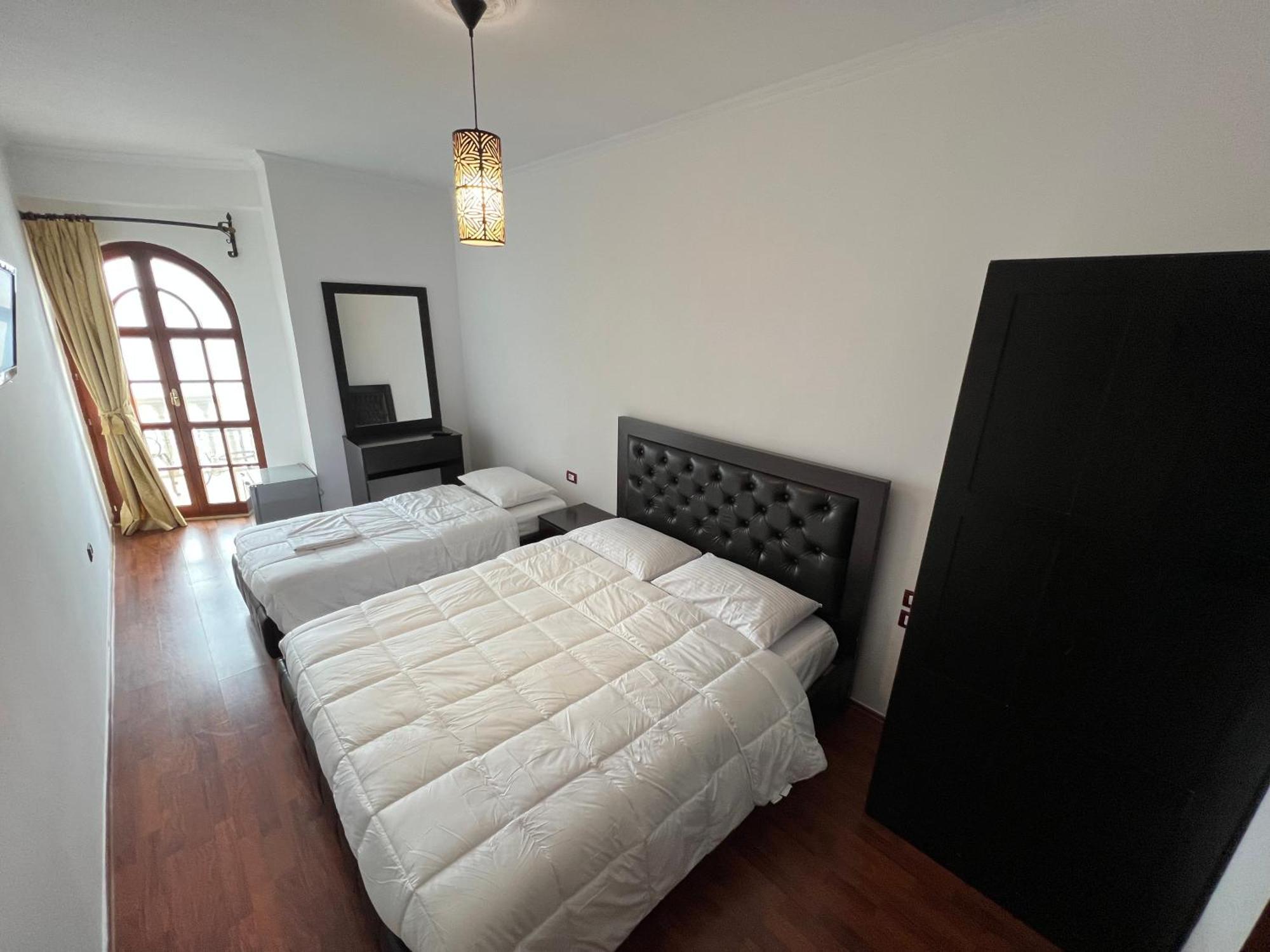 Monte Cristo - Rooftop Pool Hotel 4*