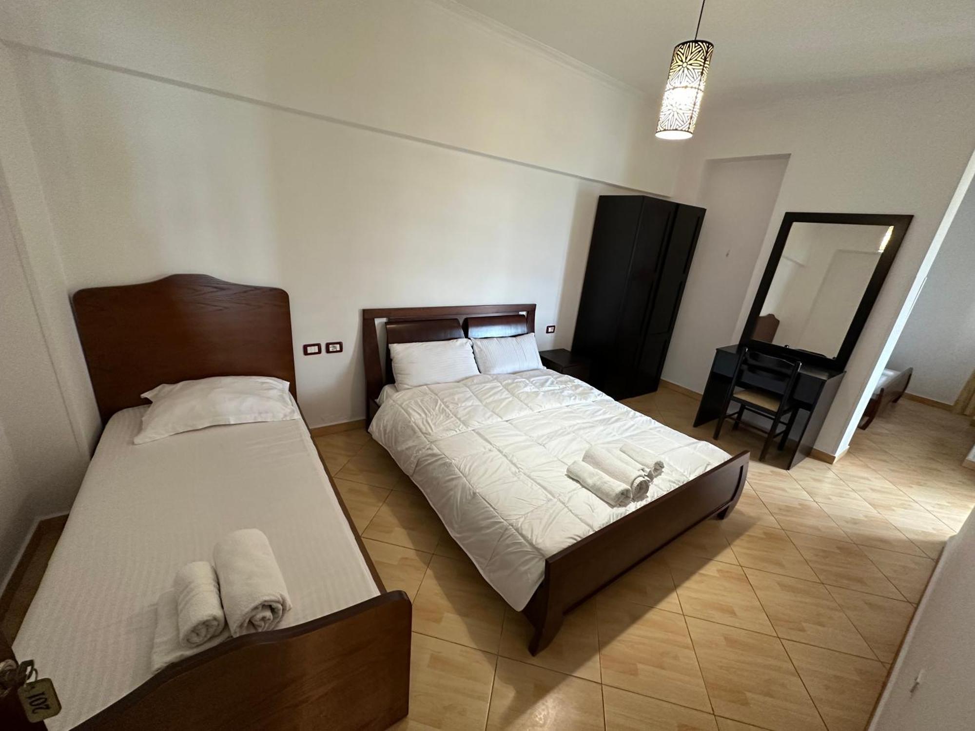Monte Cristo - Rooftop Pool Hotel 4*
