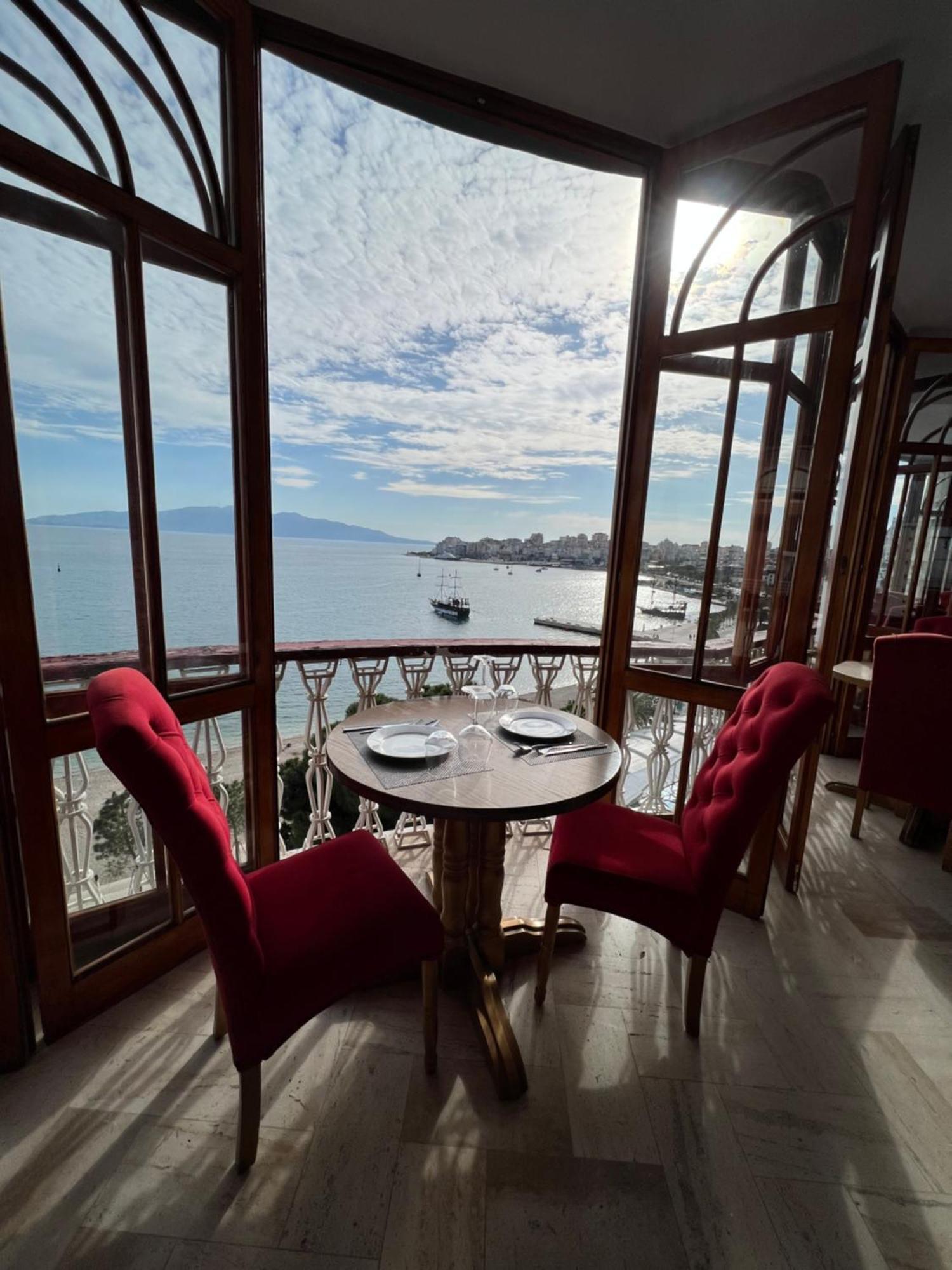 Monte Cristo - Rooftop Pool Hotel